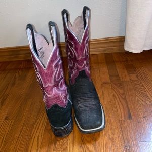 ARIAT cowgirl boots, 7.5, like new